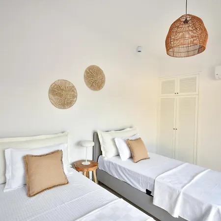 Hotel Panos 4*